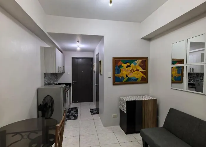 Jjl Staycation Aparthotel