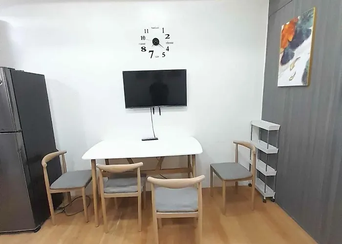 Aparthotel Jjl Staycation *